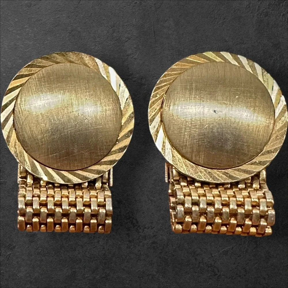 Diamond Cut‎ Gold Tone Faceted Vintage Wraparound Mesh Watchband Cuff Links